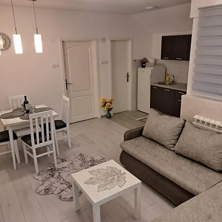 Apartment Apartman Miva *